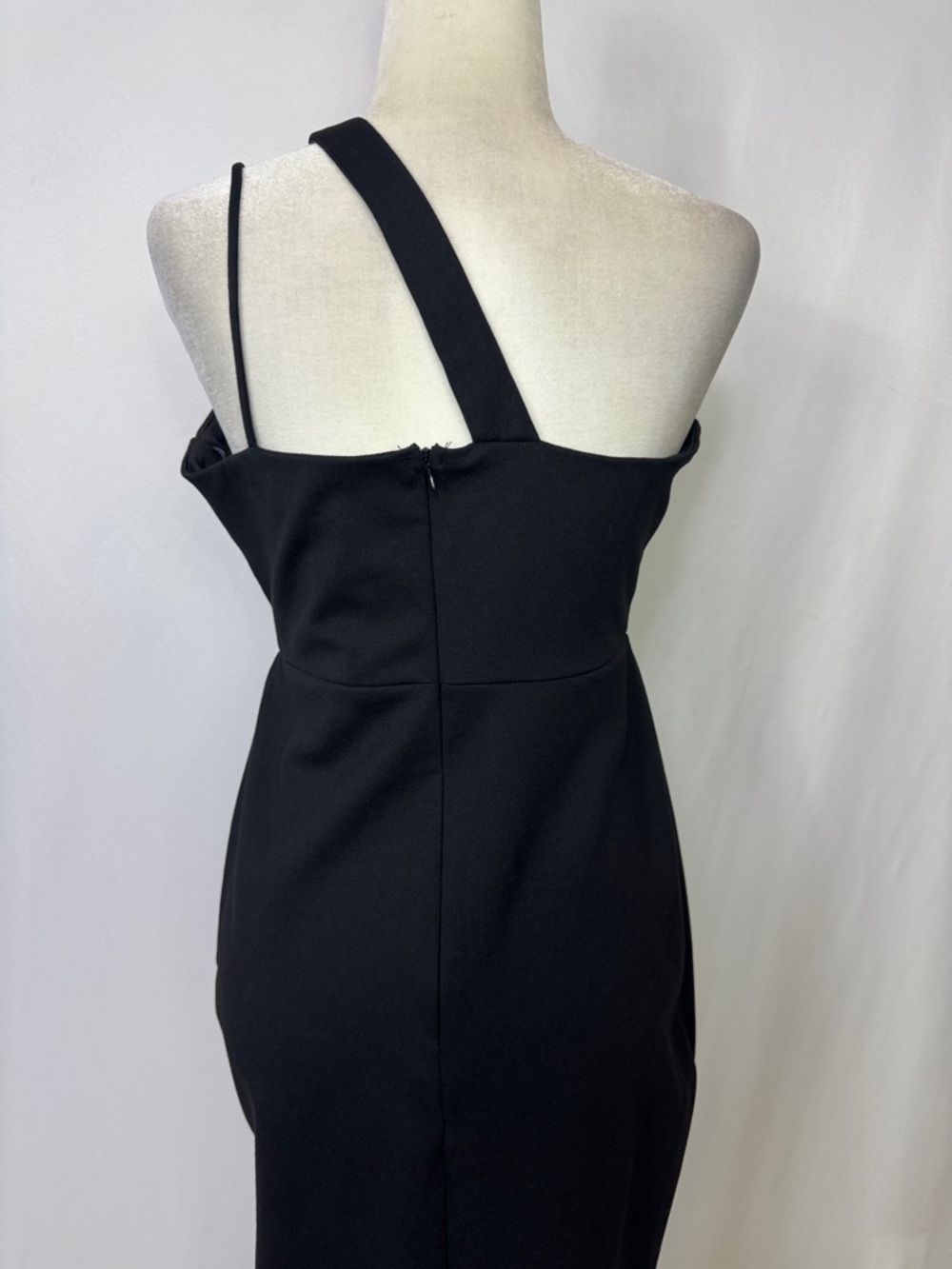 Petal & Pup Jolie Asymmetric Sheath Midi Dress Size 8 Black - Picture 10 of 14